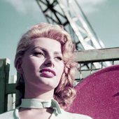 Sophia Loren's Iconic Style In Photos.jpeg
