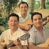 Los Panchos.jpg