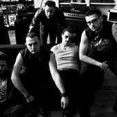 Throne (Ita) - 2025 band.jpg