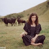 09-lorde-bb2-fea-po0-billboard-1240_jpg.jpg