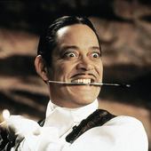 Raúl Juliá.png