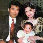 Nazia Hassan with Family