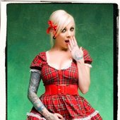 Maria Brink