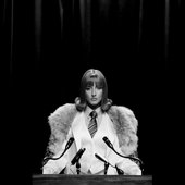b&w