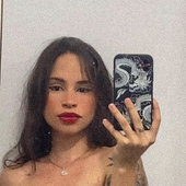 biancaoliveiram 的头像