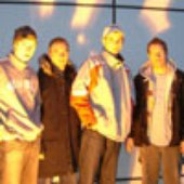 very low res photo of the dnb group, off of discogs