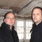 Lars Hofmann & Ronald Kraft (Second Disease 2009)