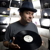 Louie Vega.png