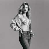 Olivia Holt - 2017