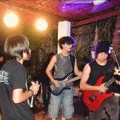 Fotitos de el debut de Remordimientodeoctubre el fin de semana pasado en el Bloodfest No saben lo agradecido con estoy con todos, agradezco inmensamente todo su apoyo en la presentación y de igual manera le agradezco a la-1.jpg