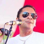 tony-chasseur-chanteur-celebrite-martinique.jpg