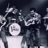 The Ventures_6.JPG