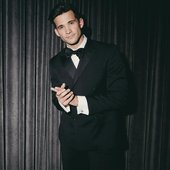 Dez Duron