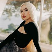 Ava Max - Rolling Stone