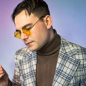 Matty-Carlock-press-photo-2019-billboard-1548.jpg