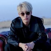 숀 (SHAUN)