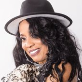 Lynn-Davis-713x1024.jpg
