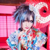 B: Puku (ぷく)