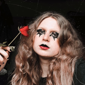 Avatar for bitchblonde