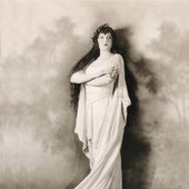 Rosa Ponselle in the title role of Bellini's Norma.Photograph by Herman Mishkin.