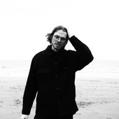 UK scene heavyweight @al_wootton serving up a 100% vinyl blend for the mix series.Revered for a dub-centric sound oscillating between breaks, UKG, techno and more, the producer FKA Deadboy has earned a reputation .jpg
