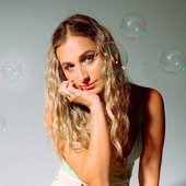 laura mare