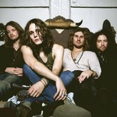 Tyler Bryant & The Shakedown