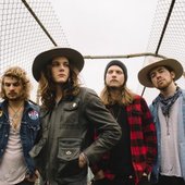 Tyler Bryant & The Shakedown