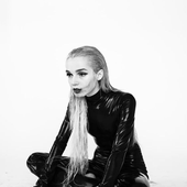 violet__xoxo 的头像
