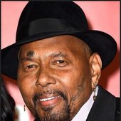 Aaron Neville_5.JPG