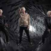 OLI_LONDON_DISS_TRACK_Official_MV 7.gif