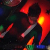 Mario Arty (Bass)