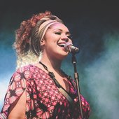 Lorena-Nunes-Divulgação_Foto-Light-Panic-2.jpg