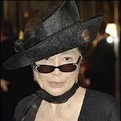 Yoko, Drama Hat