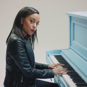 Ruth Piano