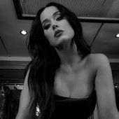 b&w