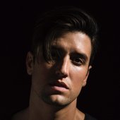 Logan Henderson