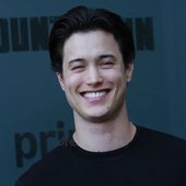 Derek Perfeição Luh.jpg