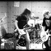 Böld (trallpunk) rehearsal