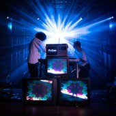 thelee-live.jpg