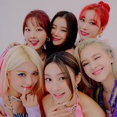 momoland_ready_or_not_concept_all_1-1536x1024.jpg