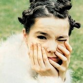 Björk için avatar