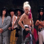 HANOI-ROCKS-band..jpg