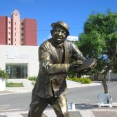 Estátua de Bronze do Jackson do Pandeiro, em Campina Grande/PB