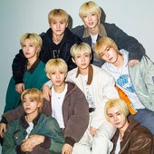 don't remember where I found this pic but they look cute