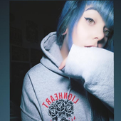 IreneShove-It 的头像