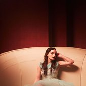Lauren Mayberry.jpg