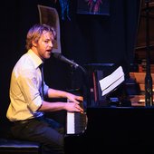 Tom Dickins at Melbourne Cabaret Festival