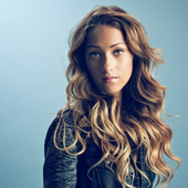 Skylar Stecker