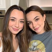 Merrell twins